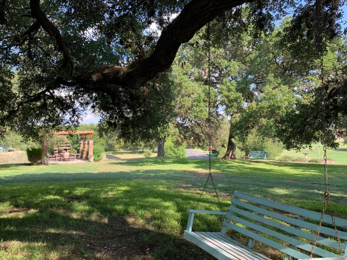 Salado Cottage Retreat Near Downtown Exterior photo